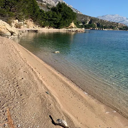 Πανσιόν Sanja 2*