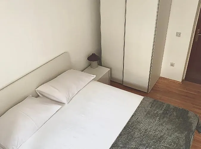 Pensionat Sanja 2*